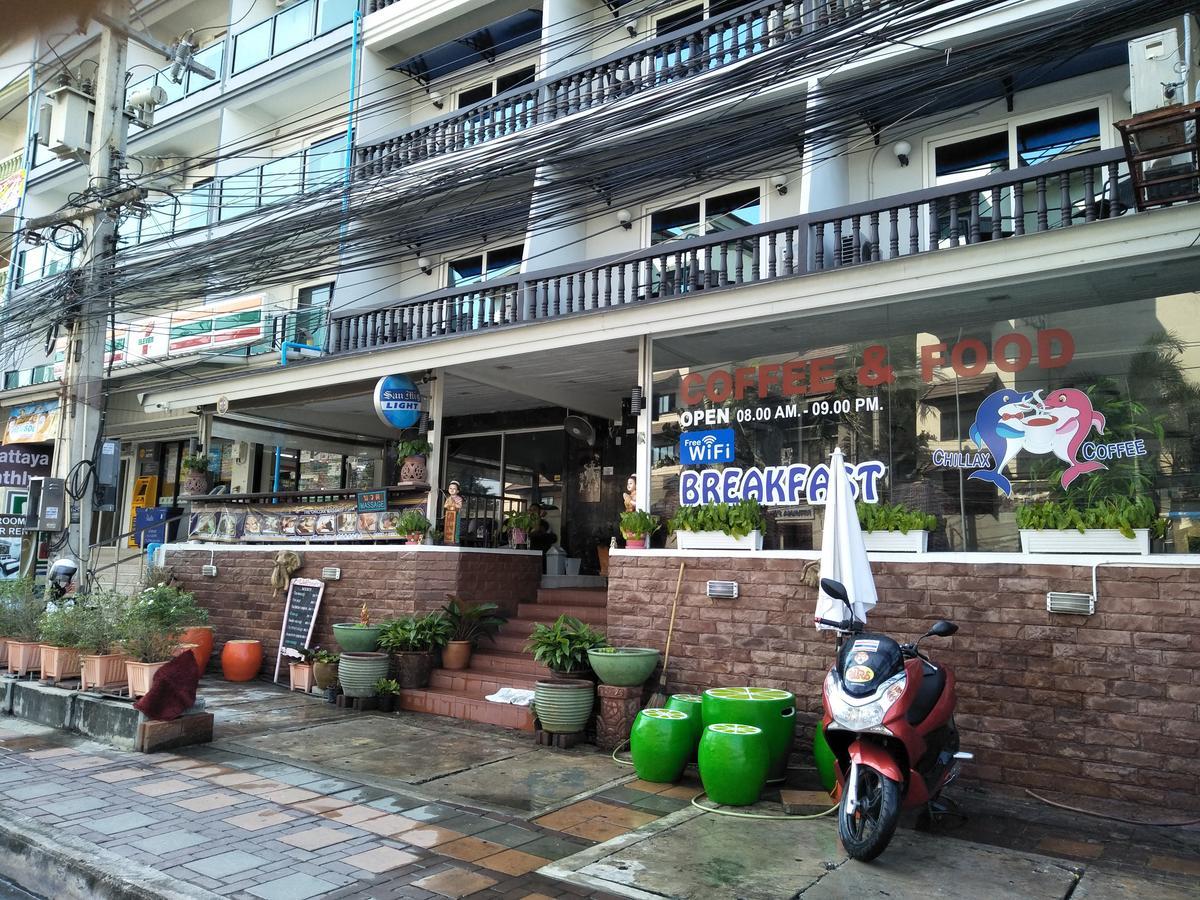 The Chillax Pattaya Hotel Exterior foto